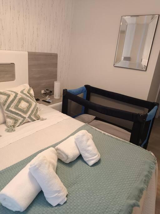 ¡Al Lado De La Clinica Oftalmologica Vega! Apartamento Oviedo Exterior foto