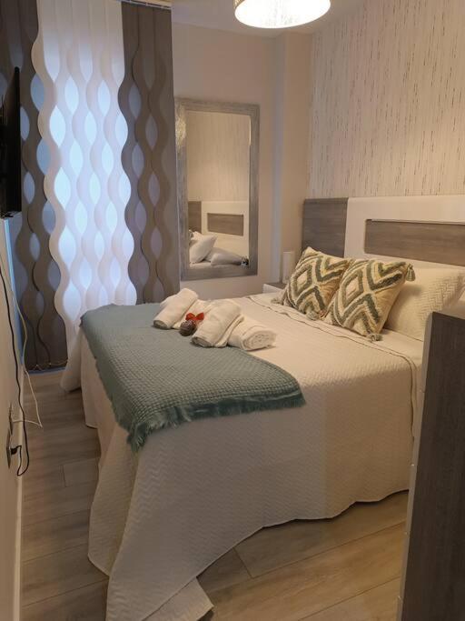 ¡Al Lado De La Clinica Oftalmologica Vega! Apartamento Oviedo Exterior foto