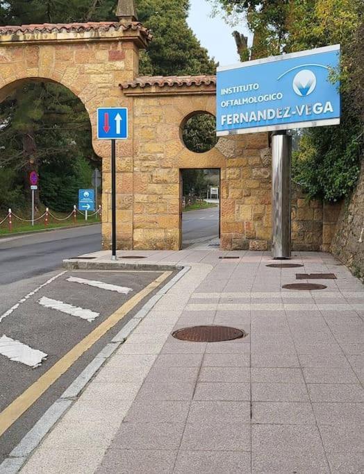 ¡Al Lado De La Clinica Oftalmologica Vega! Apartamento Oviedo Exterior foto