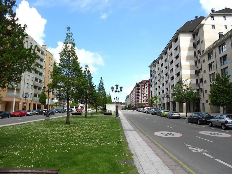 ¡Al Lado De La Clinica Oftalmologica Vega! Apartamento Oviedo Exterior foto