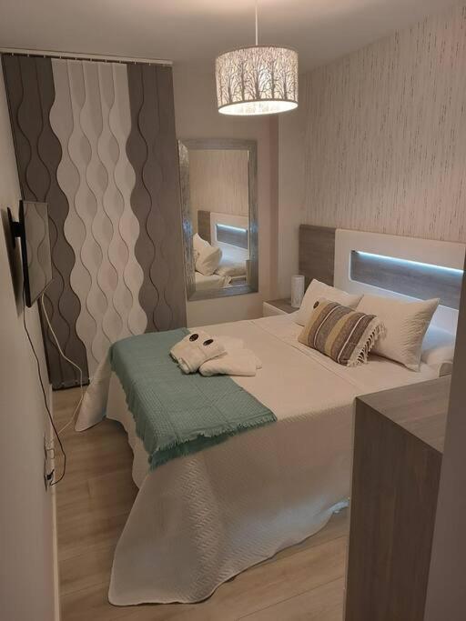 ¡Al Lado De La Clinica Oftalmologica Vega! Apartamento Oviedo Exterior foto