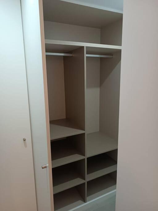 ¡Al Lado De La Clinica Oftalmologica Vega! Apartamento Oviedo Exterior foto