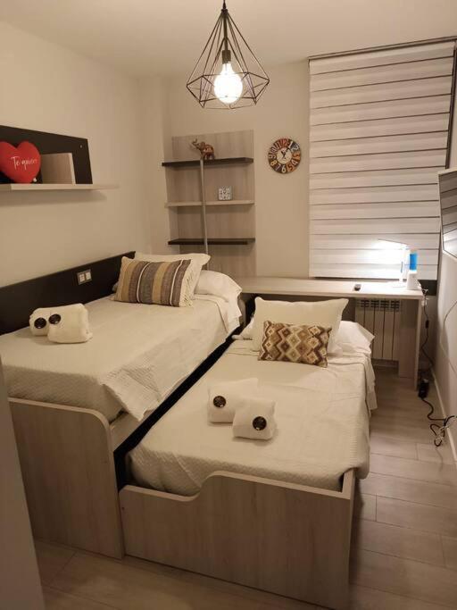 ¡Al Lado De La Clinica Oftalmologica Vega! Apartamento Oviedo Exterior foto