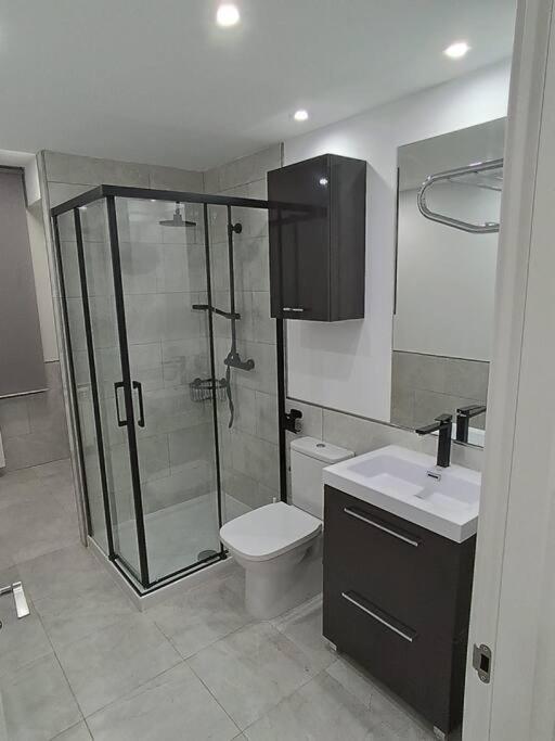 ¡Al Lado De La Clinica Oftalmologica Vega! Apartamento Oviedo Exterior foto