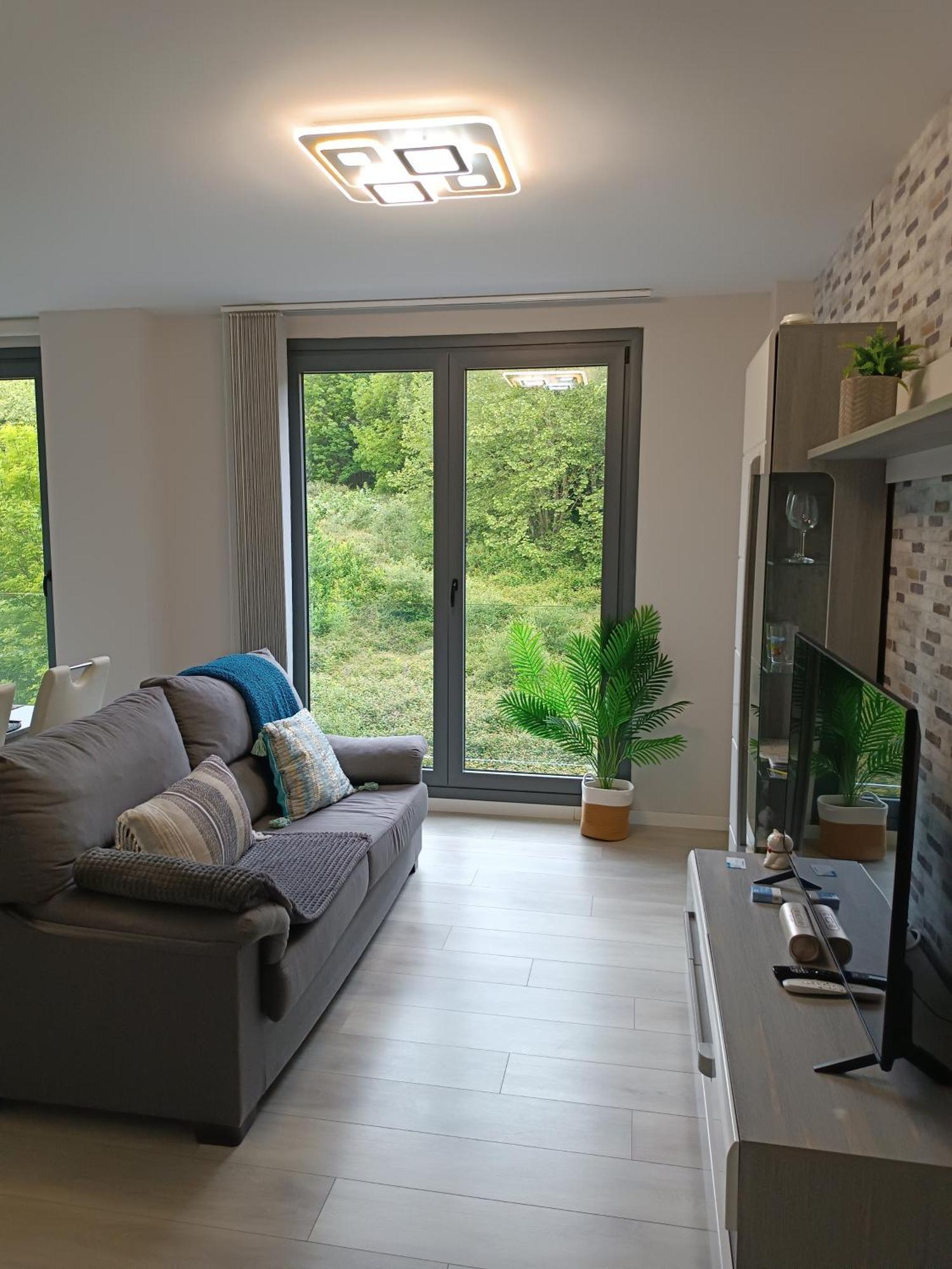 ¡Al Lado De La Clinica Oftalmologica Vega! Apartamento Oviedo Exterior foto