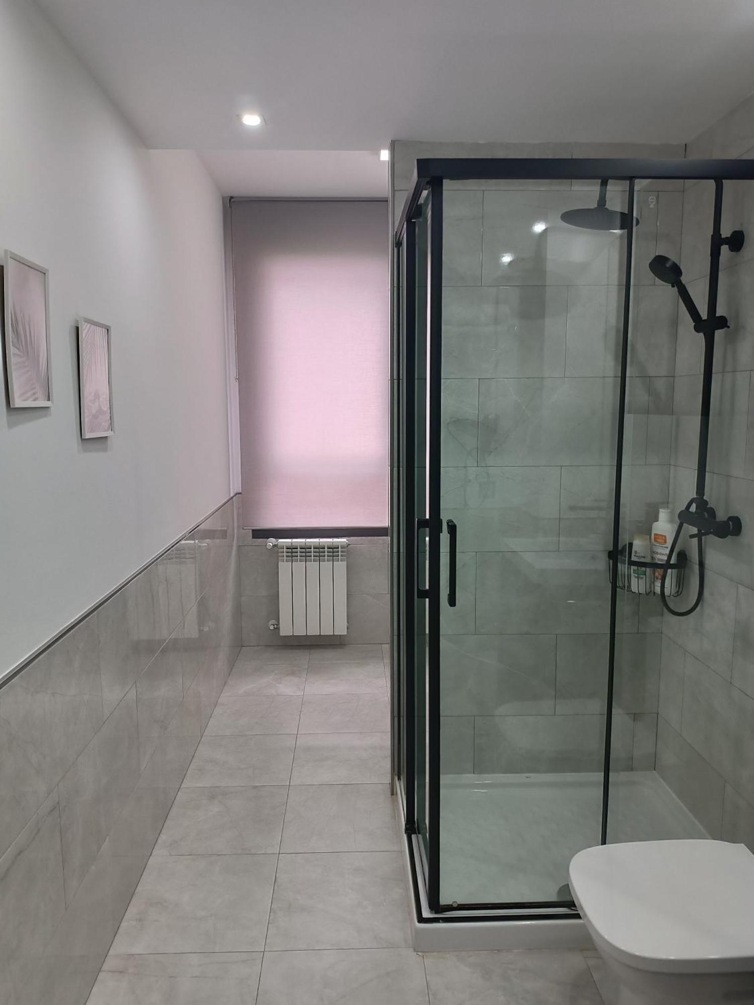 ¡Al Lado De La Clinica Oftalmologica Vega! Apartamento Oviedo Exterior foto